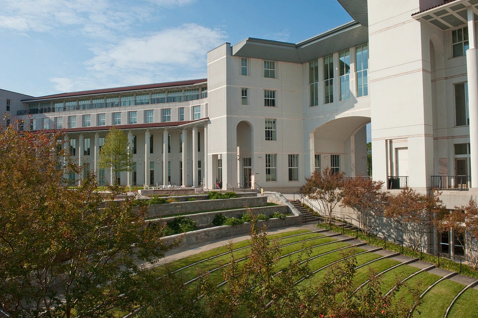 The Economist ranks Executive MBA program among best in U.S