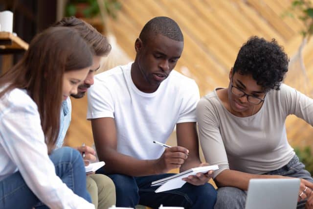 Teens learning about business