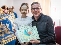 Michael J. Nyenhuis, president and CEO of UNICEF USA, traveled to the Ukraine-Romania border to visit UNICEF Blue Dot Centers which provide safe havens for displaced children.