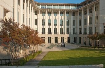 Goizueta Faculty Honored for Excellence in Research, Leadership, and Service